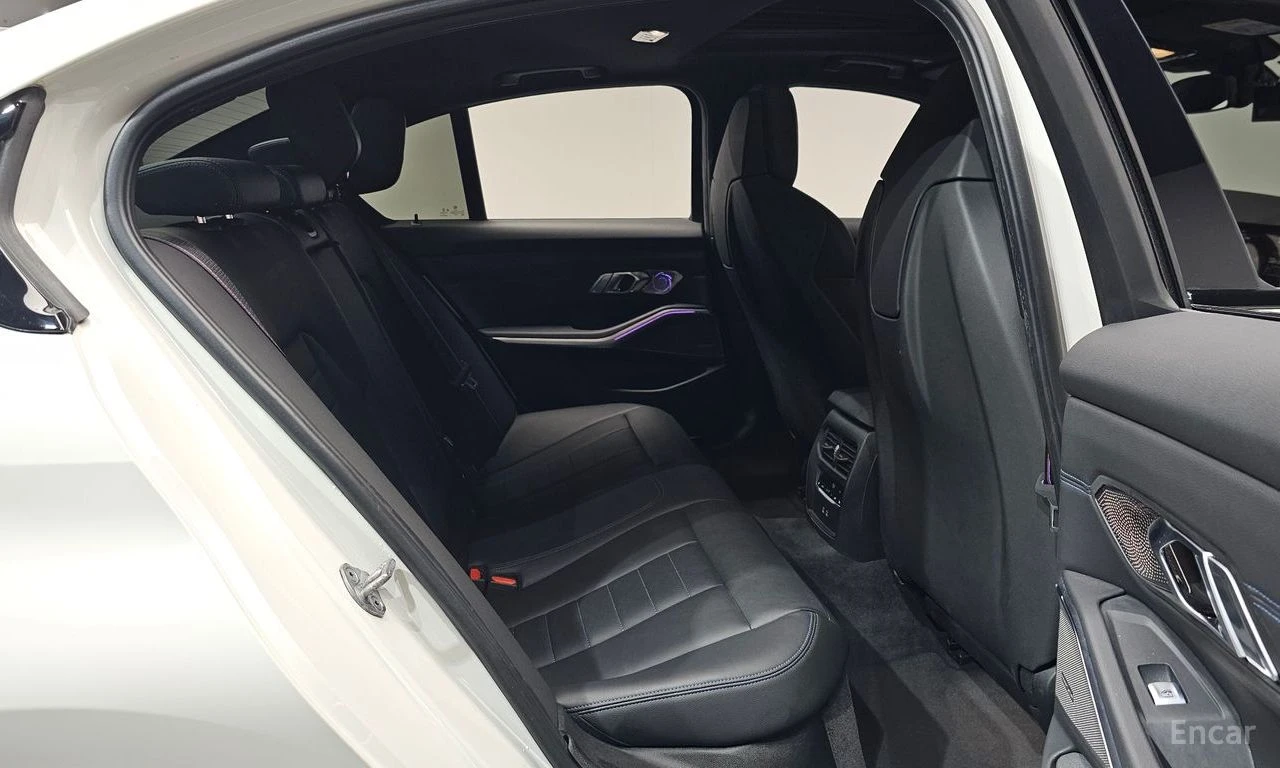 BMW 340 HARMON* KARDON* ДИСТРОНИК* ХЕДЪП* 360КАМЕРА* LANE*, снимка 14 - Автомобили и джипове - 55987370