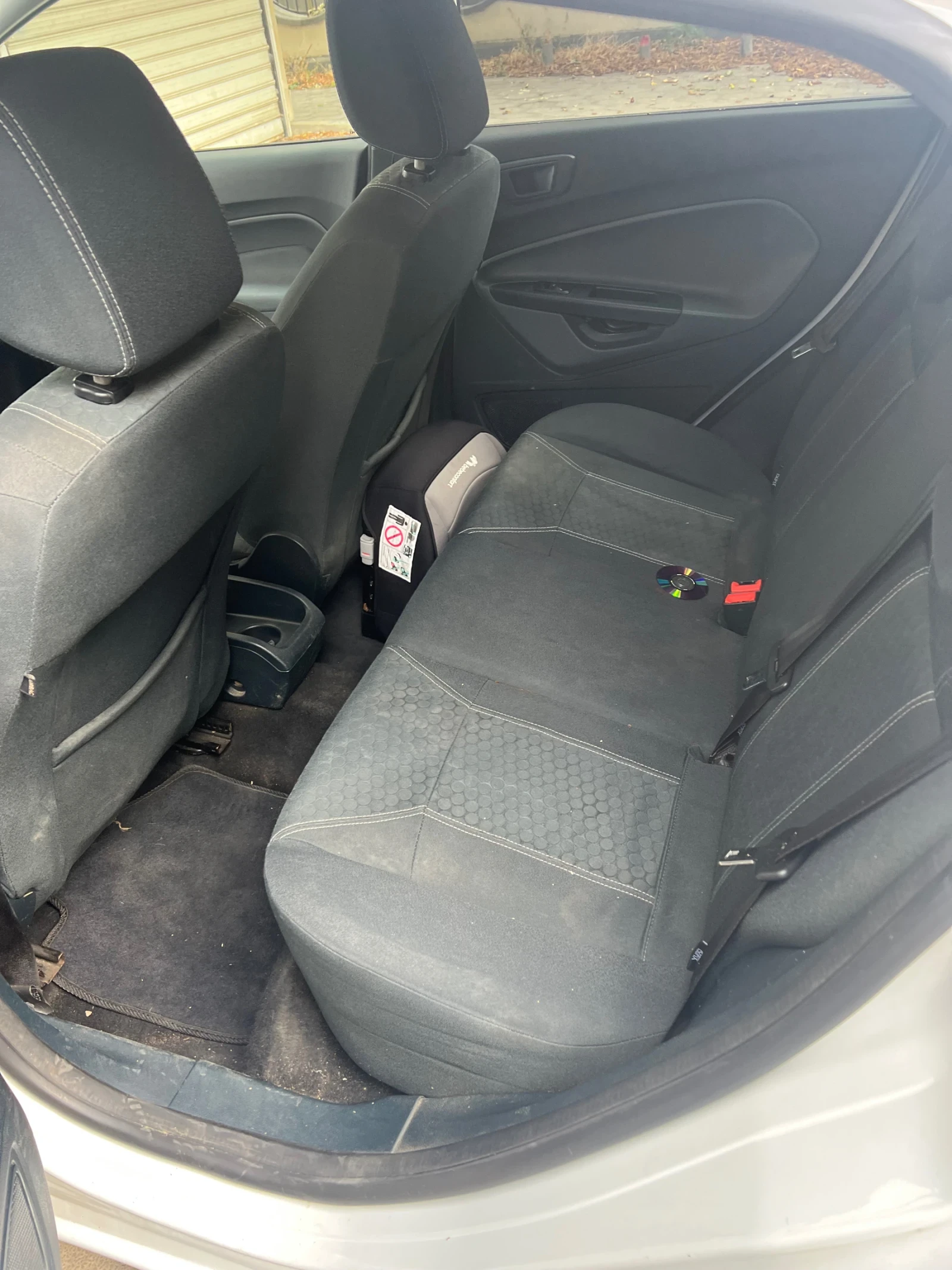 Ford Fiesta, снимка 6 - Автомобили и джипове - 56225878