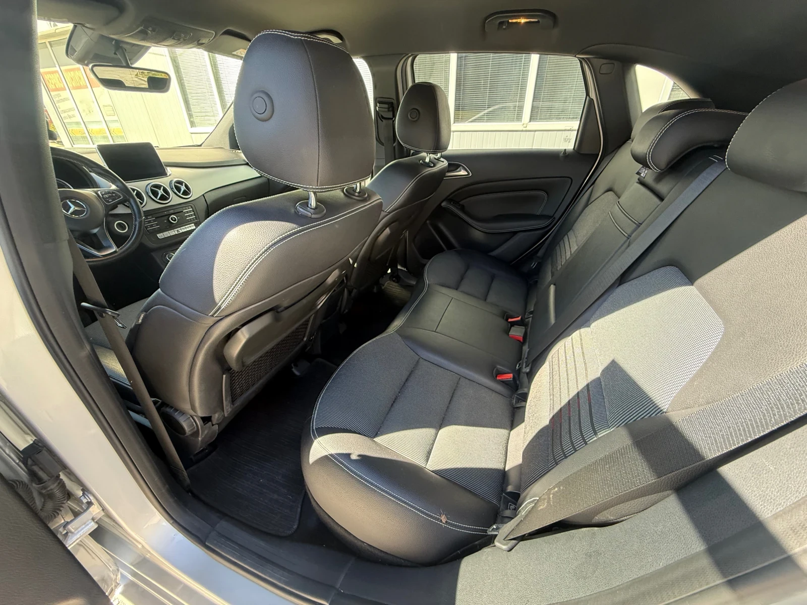 Mercedes-Benz B 250 Electric drive, снимка 14 - Автомобили и джипове - 56685043