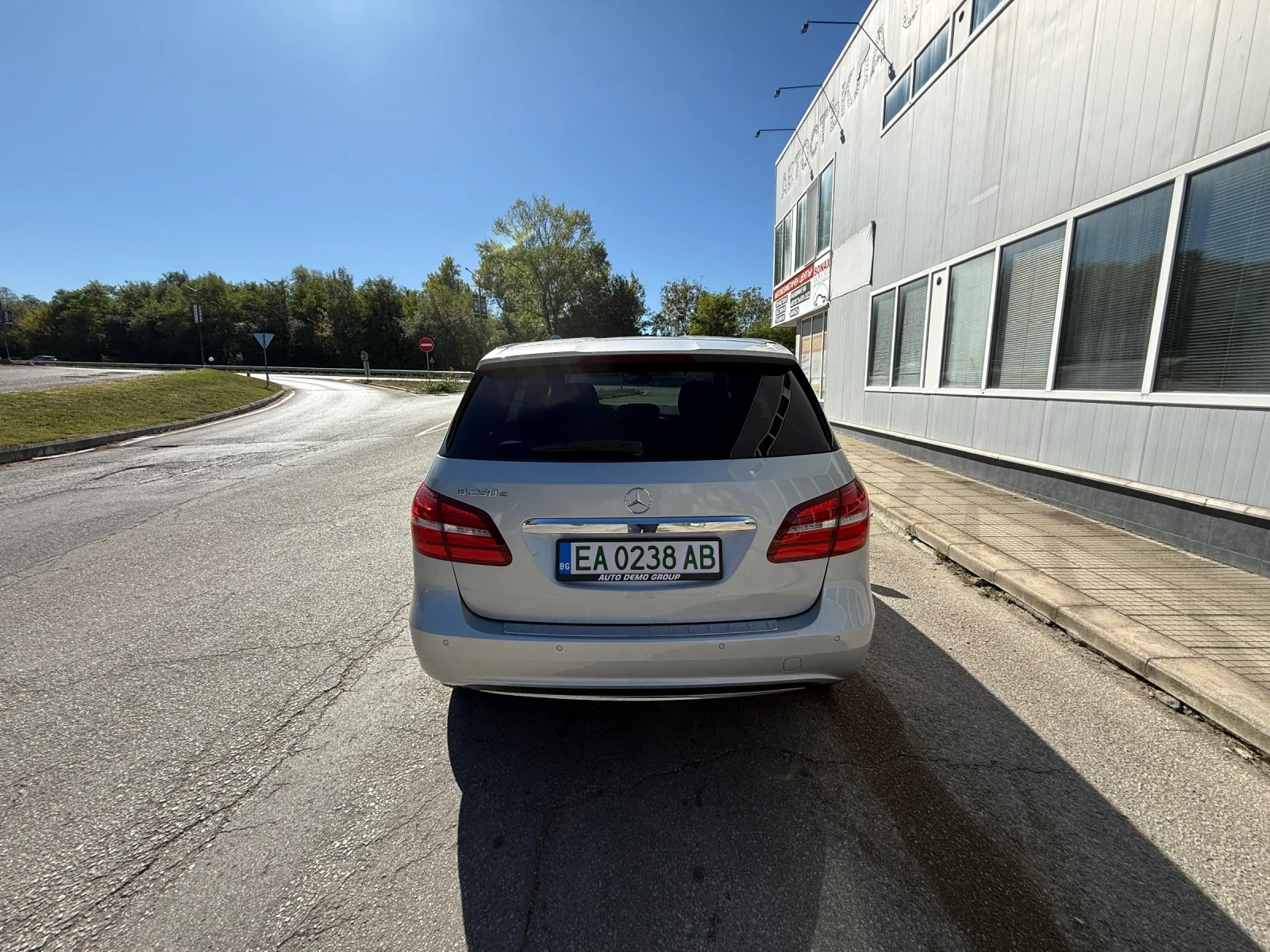 Mercedes-Benz B 250 Electric drive, снимка 6 - Автомобили и джипове - 56685043