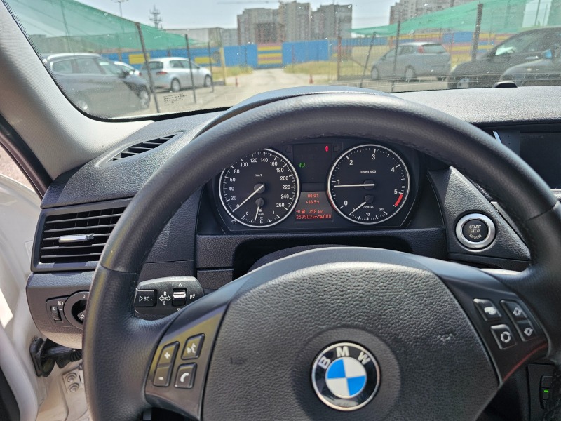 BMW X1 2.0D, снимка 8 - Автомобили и джипове - 46344074