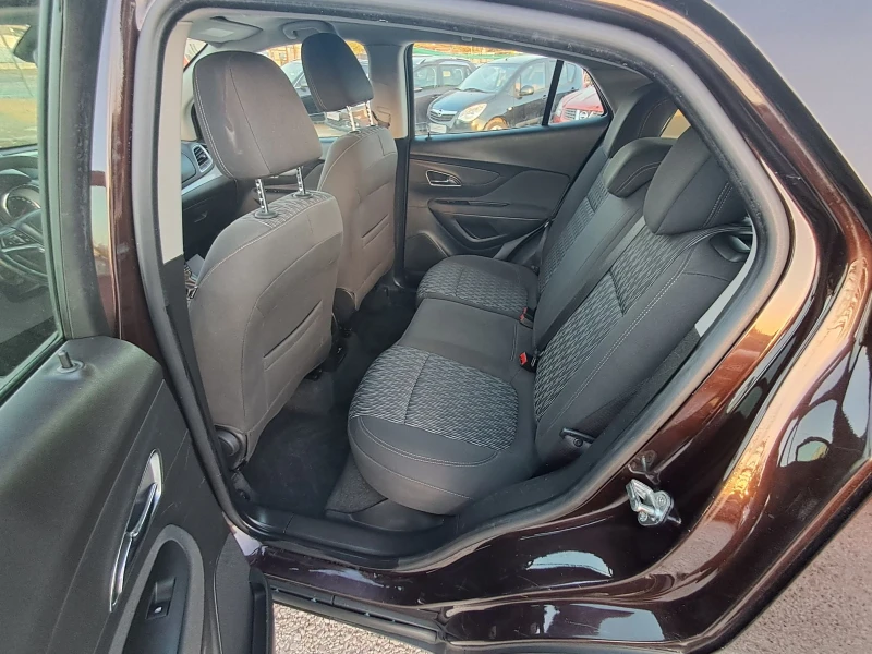 Opel Mokka 1.7CDTI 190000 km, КАТО НОВ , снимка 12 - Автомобили и джипове - 47466793