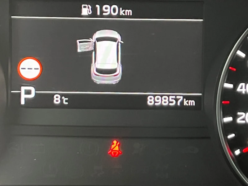 Kia Sportage 89857км* GT line* FACE* ОБДУХВАНЕ* ПОДГРЕВ* LED* , снимка 7 - Автомобили и джипове - 52663718