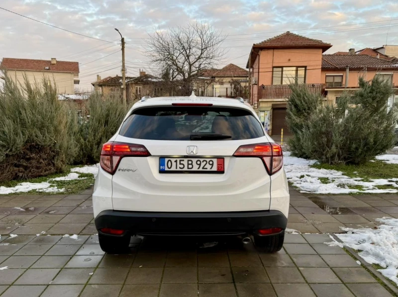 Honda Hr-v 1.5i* Executive* Euro 6b* LED* , снимка 6 - Автомобили и джипове - 53127979