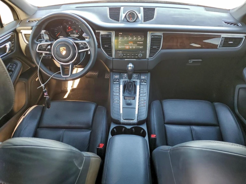 Porsche Macan * КОЖА* ПОДГРЕВ* КАМЕРА, снимка 7 - Автомобили и джипове - 53180294