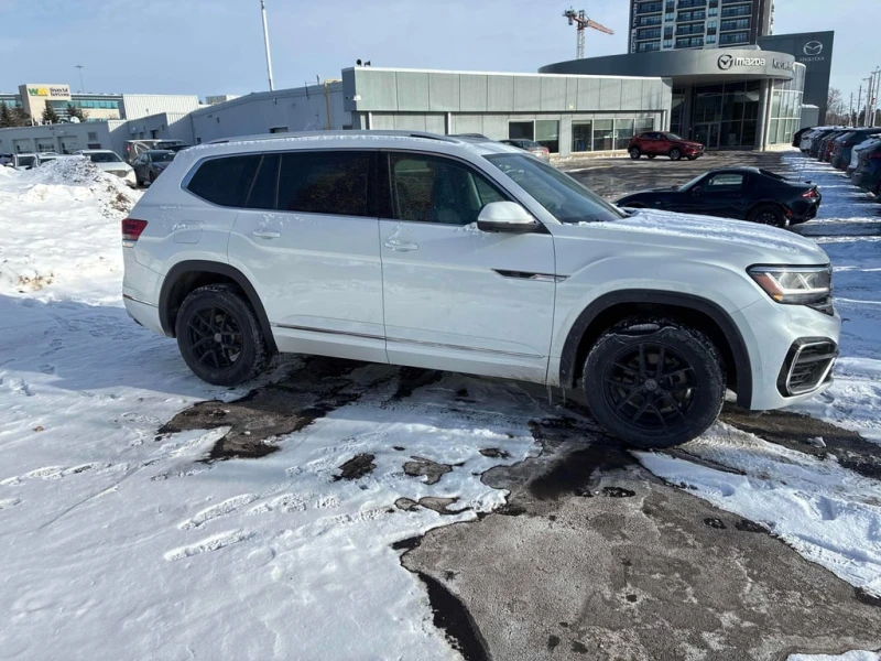 VW Atlas * Execline * CARFAX * ЦЕНА ДО БГ, снимка 3 - Автомобили и джипове - 53469409