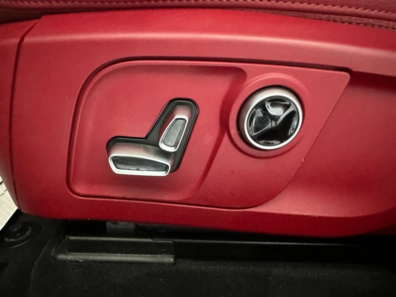 Maserati Levante GranLusso С РЕГИСТРАЦИЯ & АВТО КРЕДИТ , снимка 13 - Автомобили и джипове - 53590973