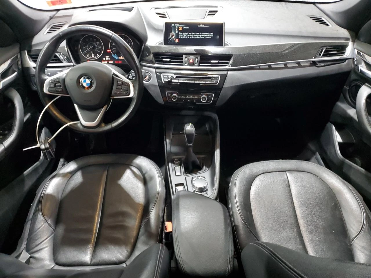 BMW X1 XDRIVE28I* Панорама* Подгрев  - изображение 8