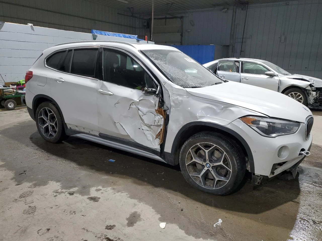 BMW X1 XDRIVE28I* Панорама* Подгрев  - изображение 3