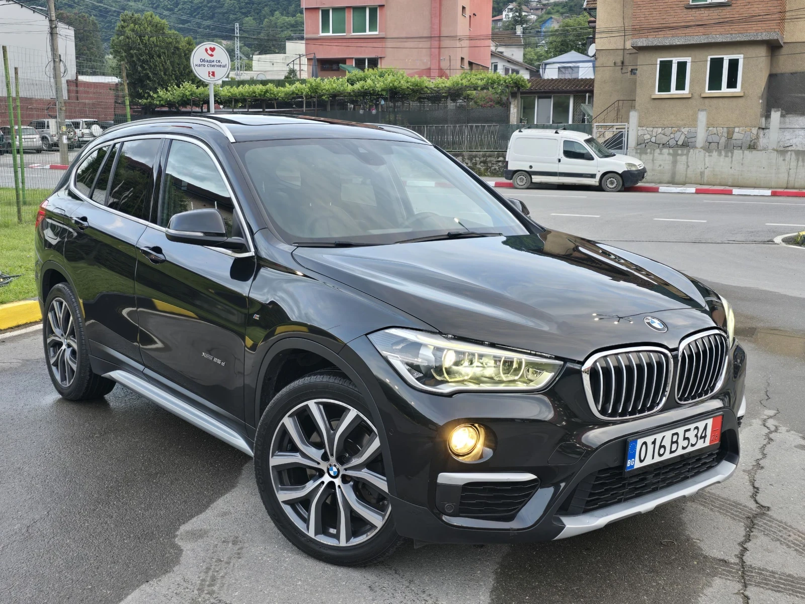 BMW X1 2 .5   231 кс. xdraiv - изображение 8