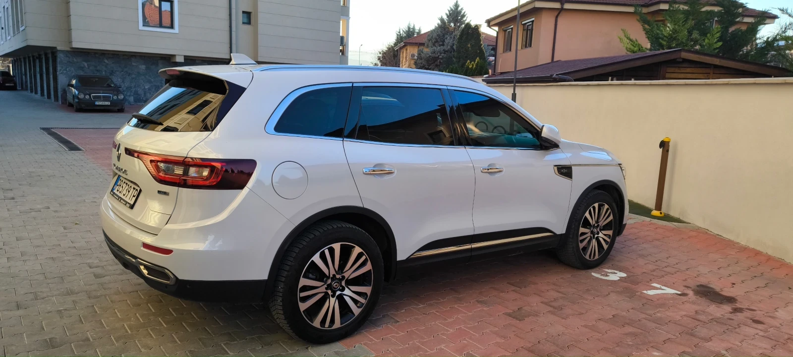 Renault Koleos 2.0 DCI 175 X-Tronic Initiale Paris 4x4  | Mobile.bg � ����������� 10