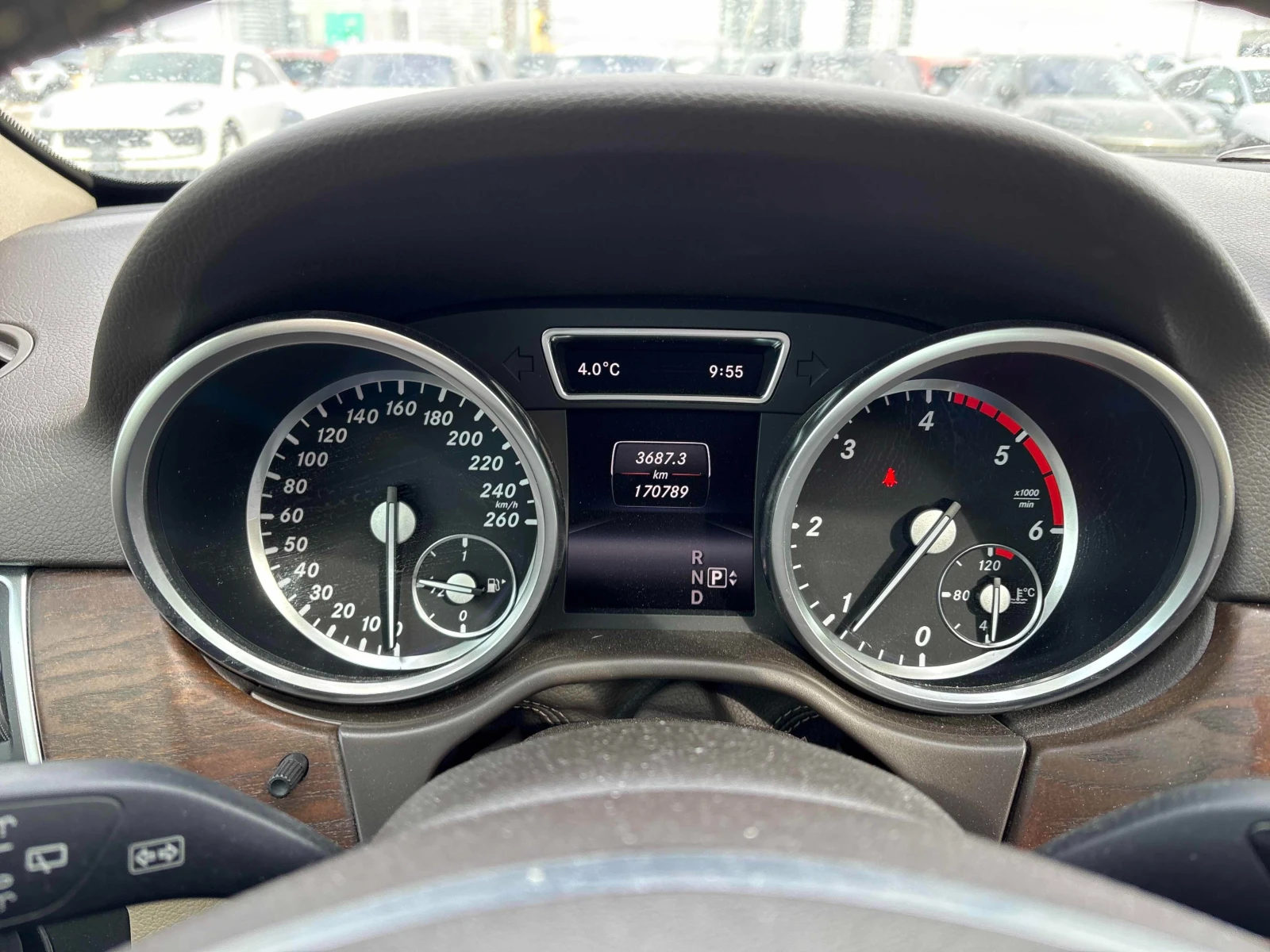 Mercedes-Benz ML 350 AMG* PACK* HARMON* KARDON* КАМЕРА* КЕЙЛЕС* ПОДГРЕВ, снимка 8 - Автомобили и джипове - 53917395