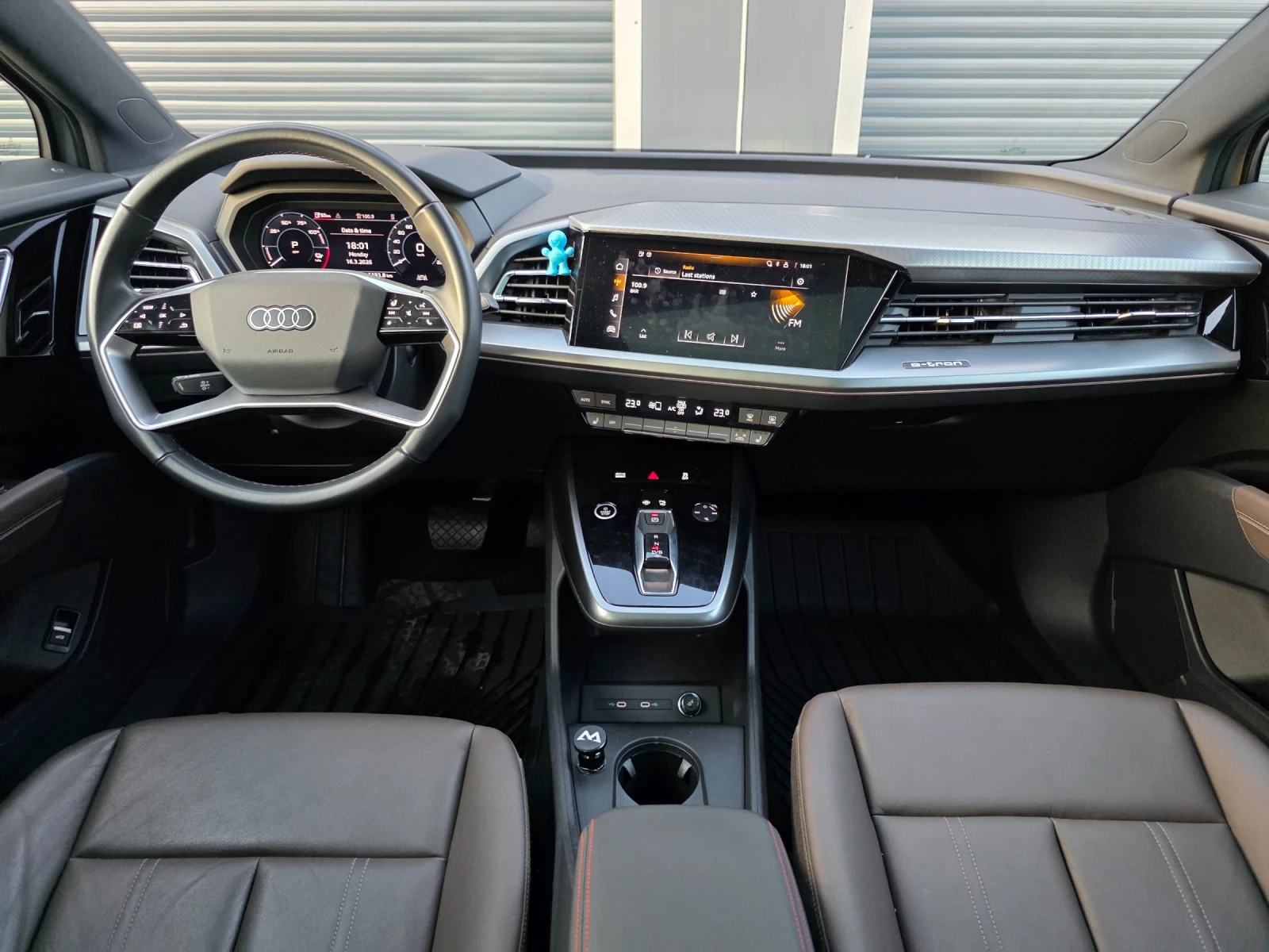 Audi Q4 Q4-Etron 50 QUATTRO 80000km, снимка 10 - Автомобили и джипове - 54224358