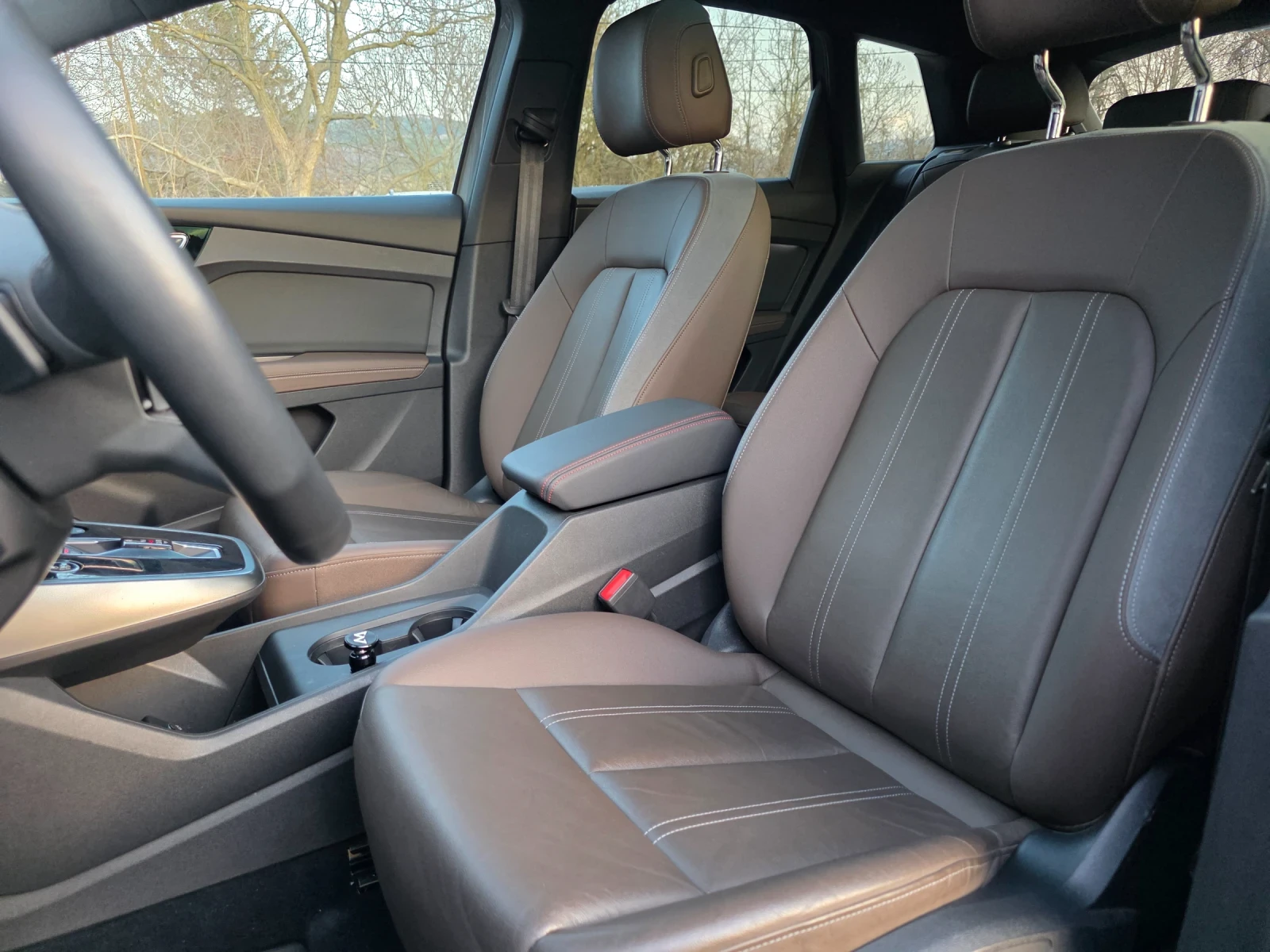 Audi Q4 Q4-Etron 50 QUATTRO 80000km, снимка 9 - Автомобили и джипове - 54224358