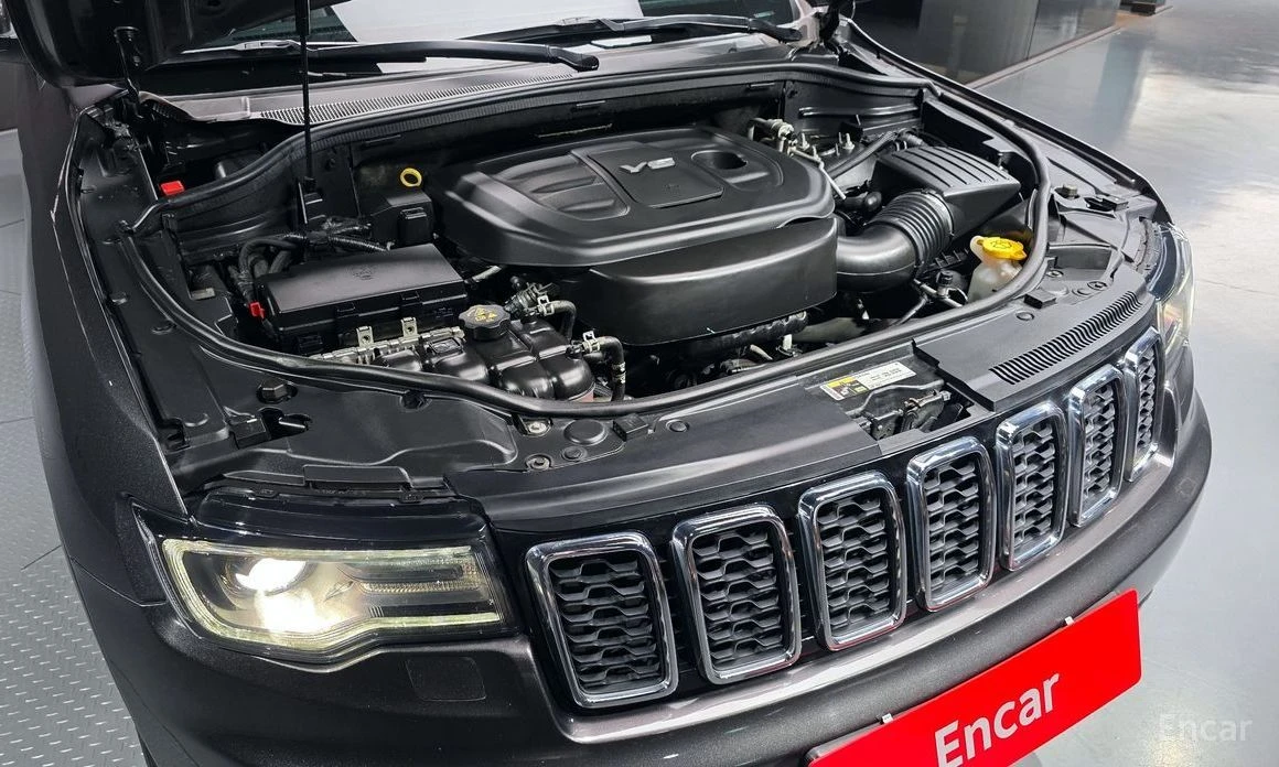 Jeep Grand cherokee, снимка 6 - Автомобили и джипове - 54323952