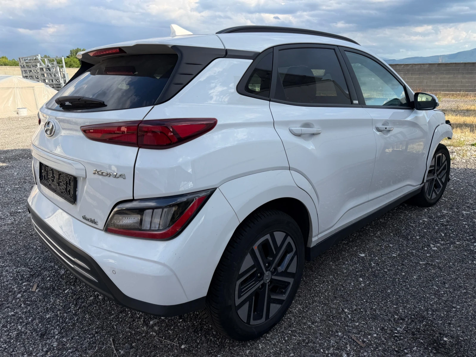 Hyundai Kona 64kWh* FACELIFT, снимка 3 - Автомобили и джипове - 54961964