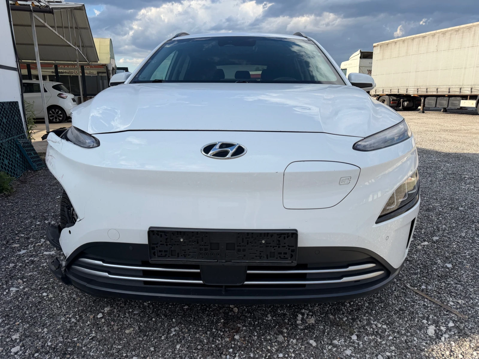 Hyundai Kona 64kWh* FACELIFT, снимка 5 - Автомобили и джипове - 54961964