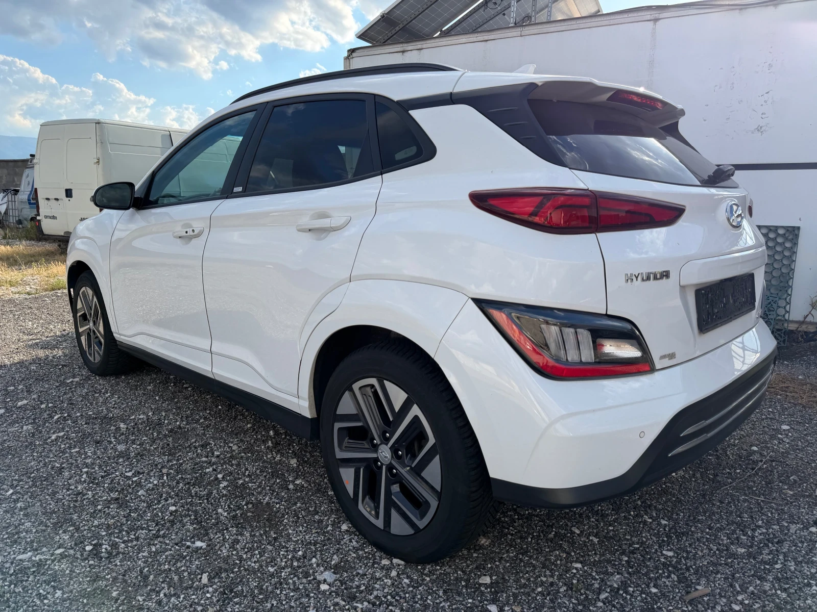 Hyundai Kona 64kWh* FACELIFT, снимка 2 - Автомобили и джипове - 54961964