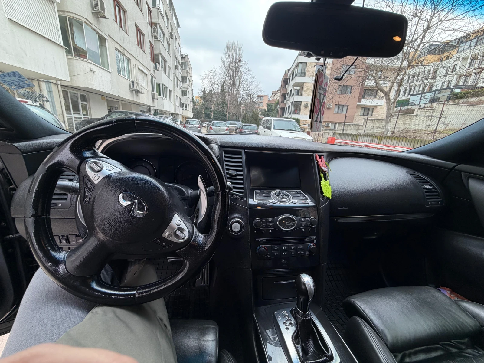 Infiniti Fx 37, снимка 4 - Автомобили и джипове - 55110001
