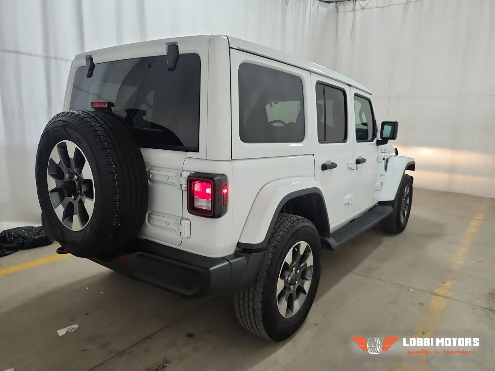 Jeep Wrangler, снимка 2 - Автомобили и джипове - 56025119