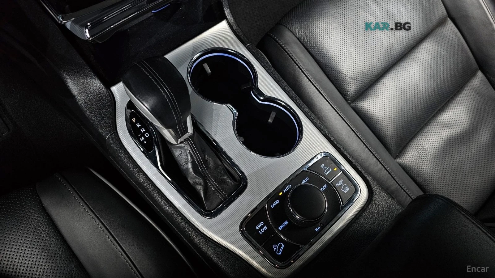 Jeep Grand cherokee 3.6 - SUMMIT - ВСИЧКИ ВЪЗМОЖНИ ЕКСТРИ ЗА МОДЕЛА!, снимка 9 - Автомобили и джипове - 56071017