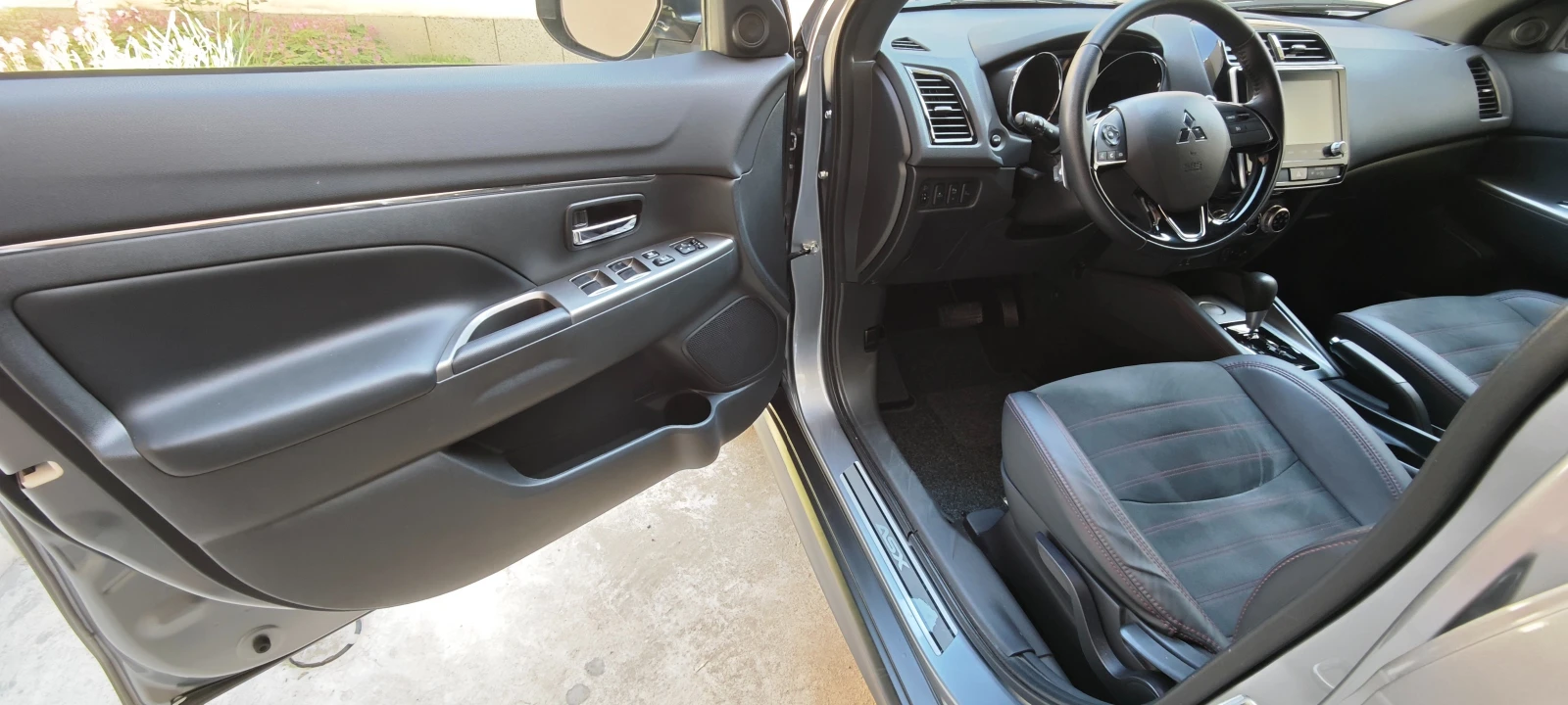 Mitsubishi ASX, снимка 6 - Автомобили и джипове - 56446896