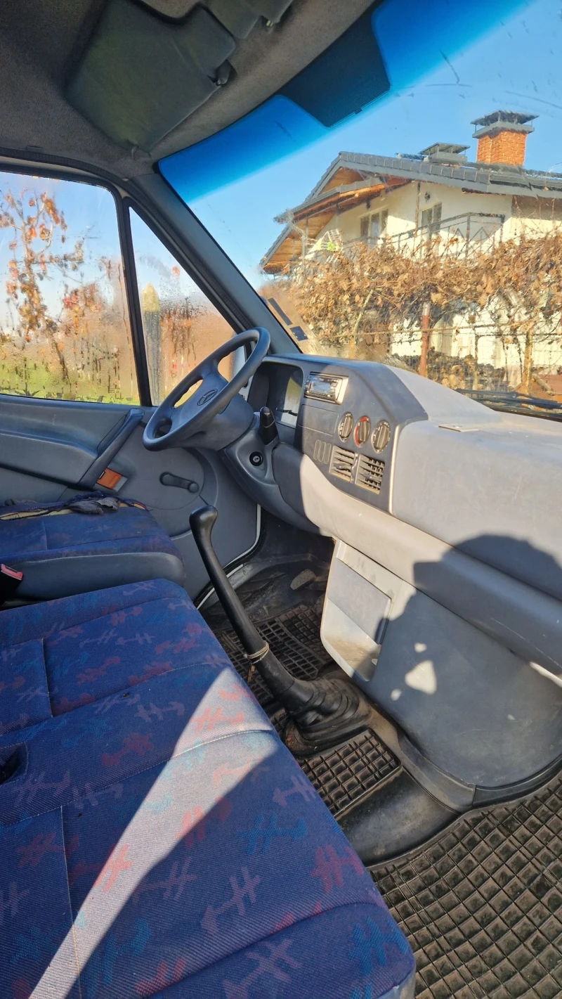 Mercedes-Benz Sprinter 208, снимка 6 - Бусове и автобуси - 52261589