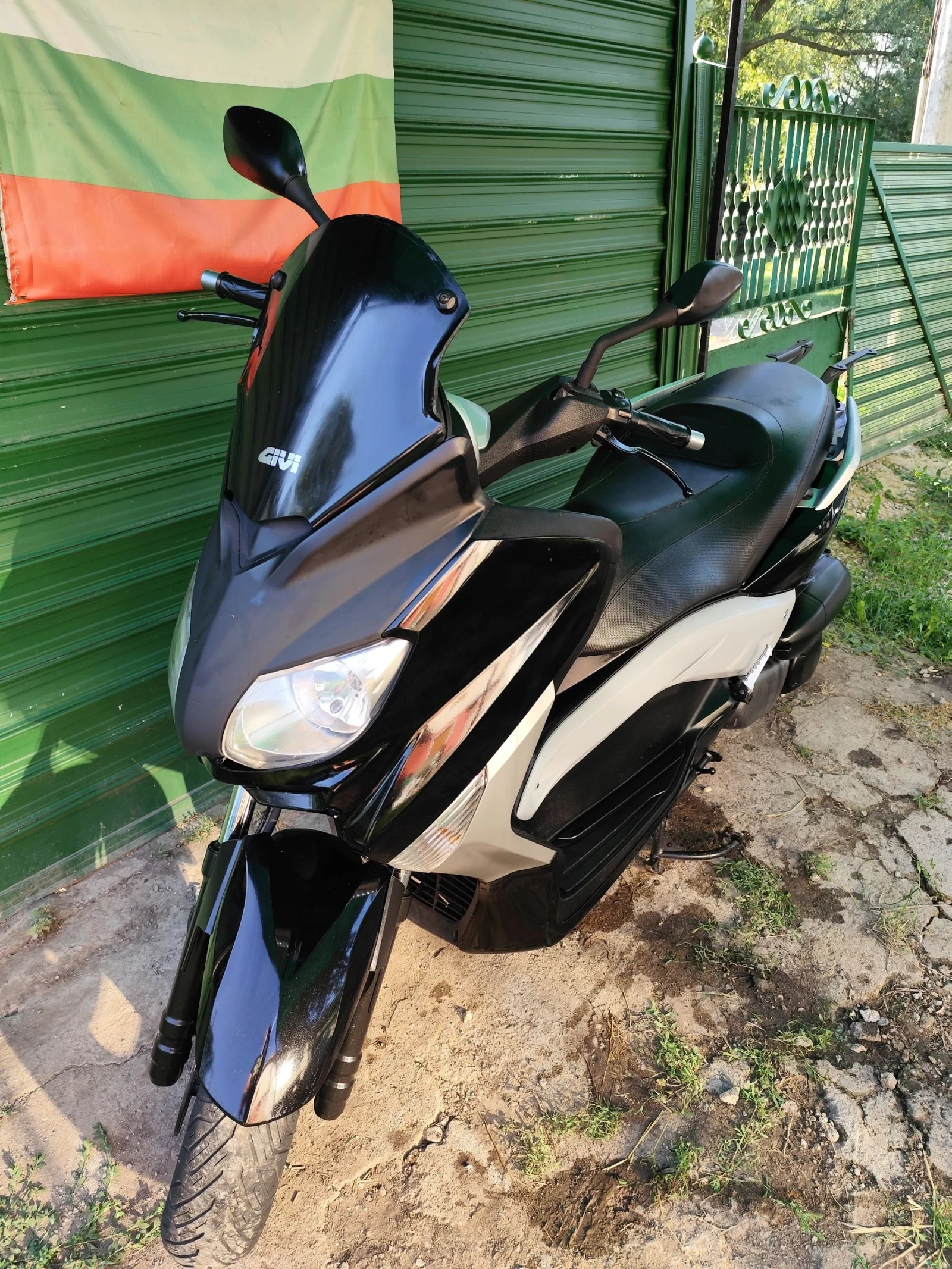 Yamaha X-max 250 sport , снимка 10 - Мотоциклети и мототехника - 54962650