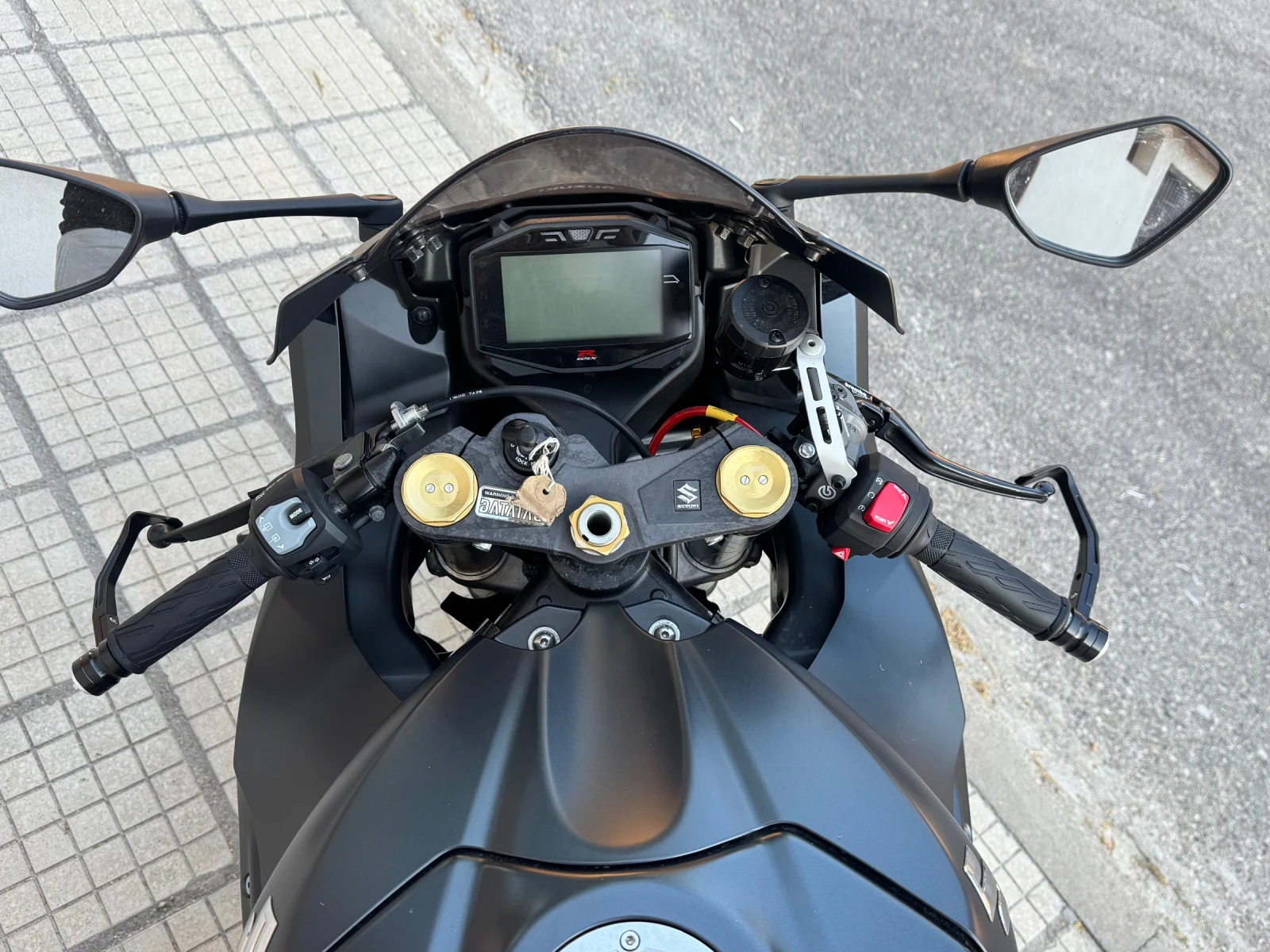 Suzuki Gsxr L7 7300км, снимка 6 - Мотоциклети и мототехника - 55854523