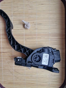 31329058 педал газ VOLVO S 60, снимка 1