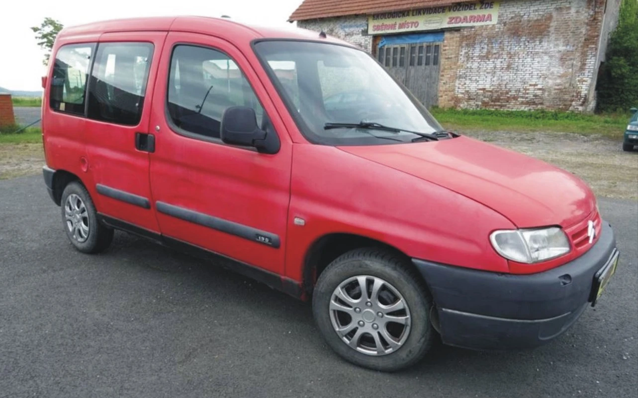 ЧАСТИ Ситроен БЕРЛИНГО Пежо Партнер 1996 2002г  Citroen Berlingo   Peugeot Partner чист дизел 1900ку, снимка 2 - Части - 53791726