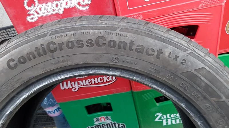 Гуми Летни 225/55R18, снимка 5 - Гуми и джанти - 28260480