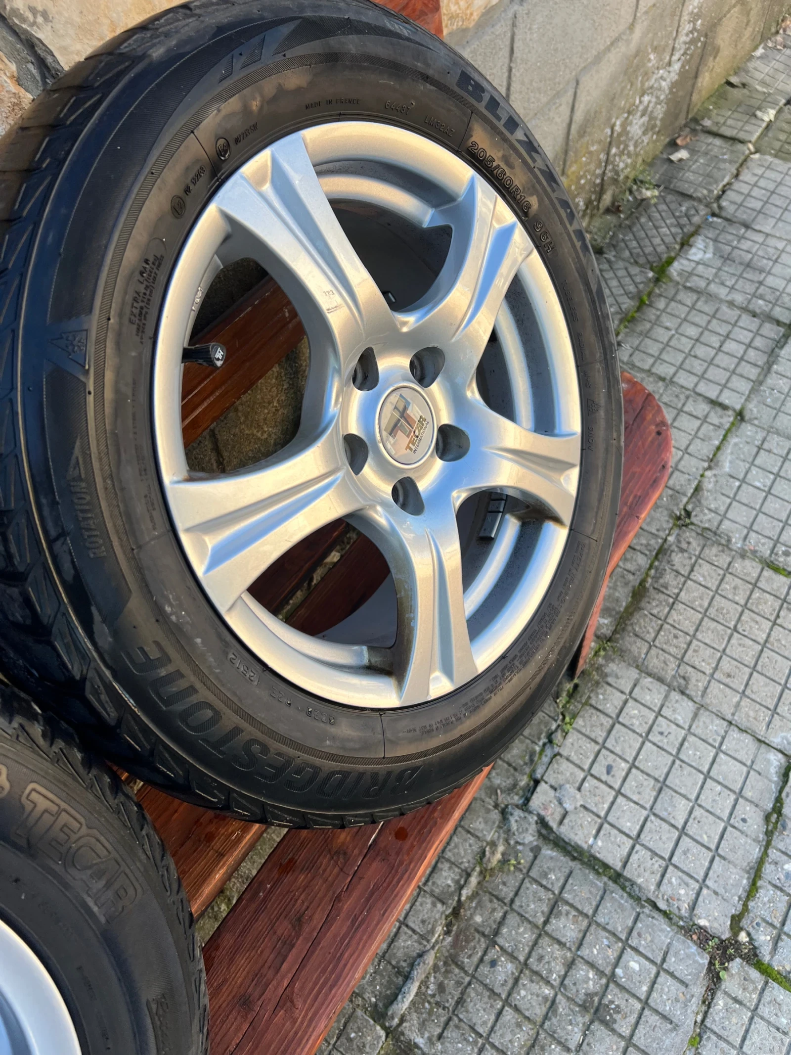    205/60R16 | Mobile.bg   6