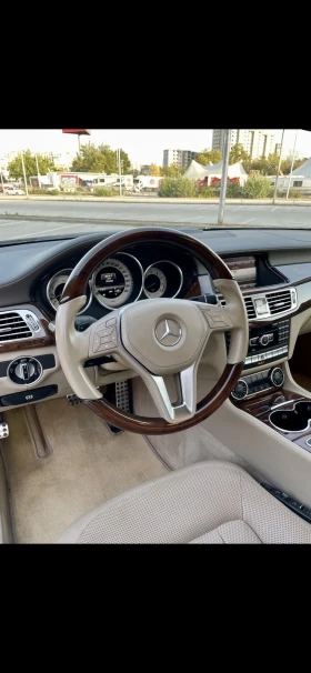 Mercedes-Benz CLS 550 Топ ВСИЧКИ ЕКСТРИ, снимка 5