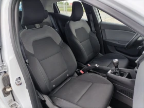 Renault Clio 1.0TCe/ 100к.с./Life, снимка 15