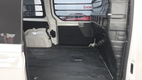 Hyundai Staria 3.5 Modern* BLIND SPOT* ПОДГРЕВ ВОЛАН* КРАЙНА ЦЕНА, снимка 11