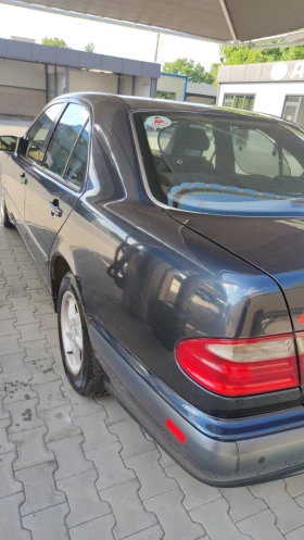 Mercedes-Benz E 220 - 1800 € / 3520.49 лв. - 78706184 3