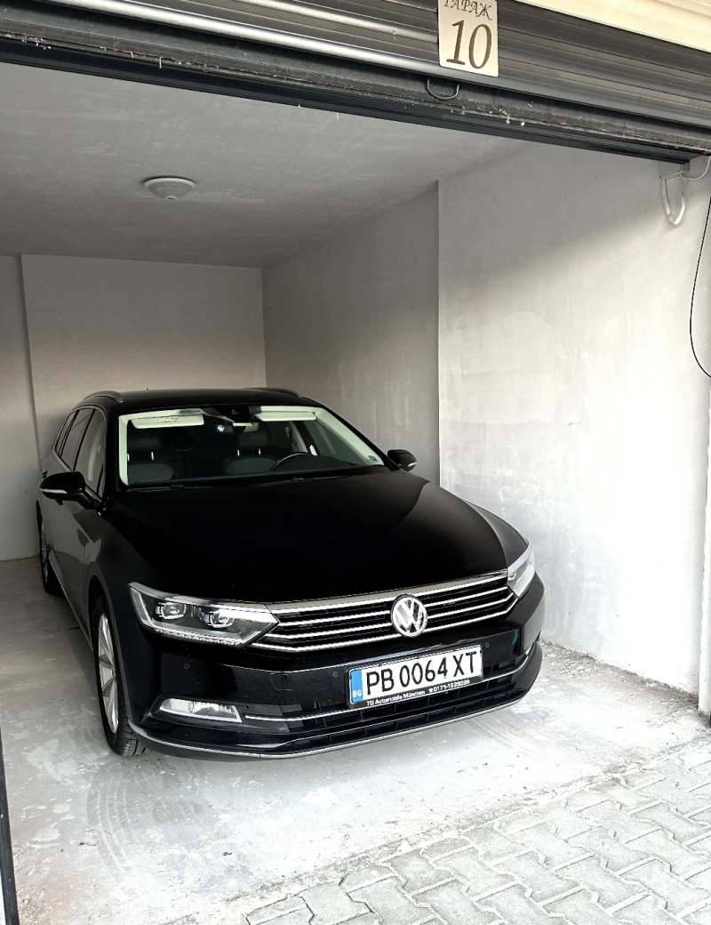 VW Passat, снимка 12 - Автомобили и джипове - 47652528