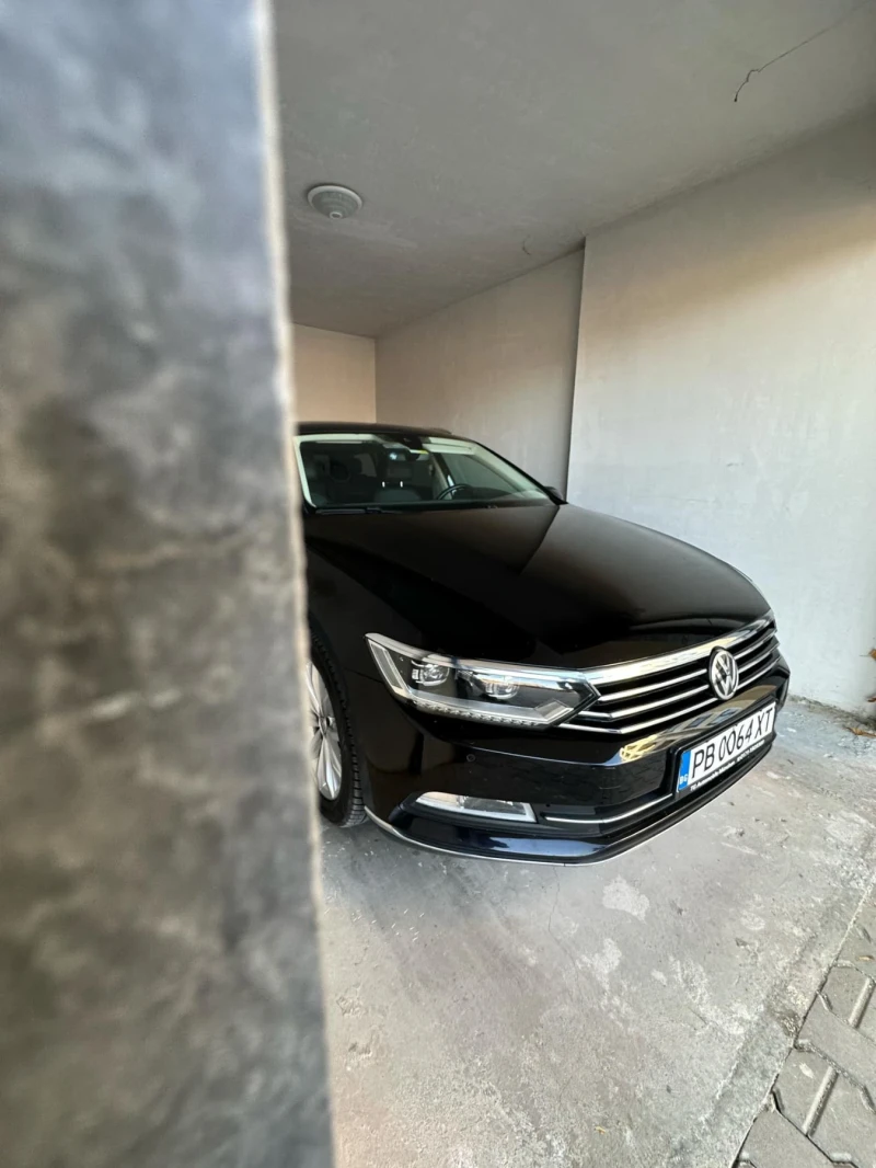 VW Passat, снимка 14 - Автомобили и джипове - 47652528