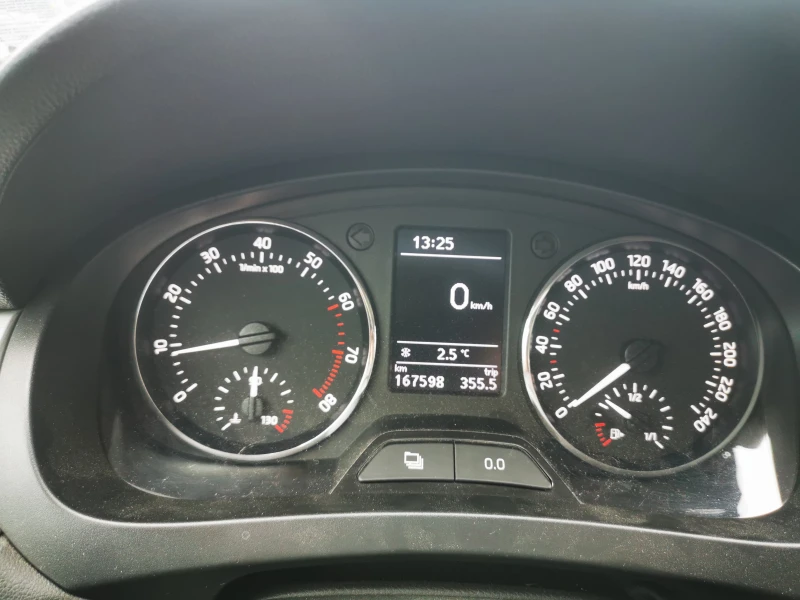 Skoda Rapid 1.2 MPI LPG OT BG, снимка 10 - Автомобили и джипове - 48488118