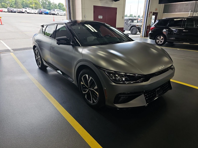 Kia EV6 DISTRONIK* HEADUP* ОБДУХ* 360* LANE ASSIST* KEYLES, снимка 3 - Автомобили и джипове - 51929227