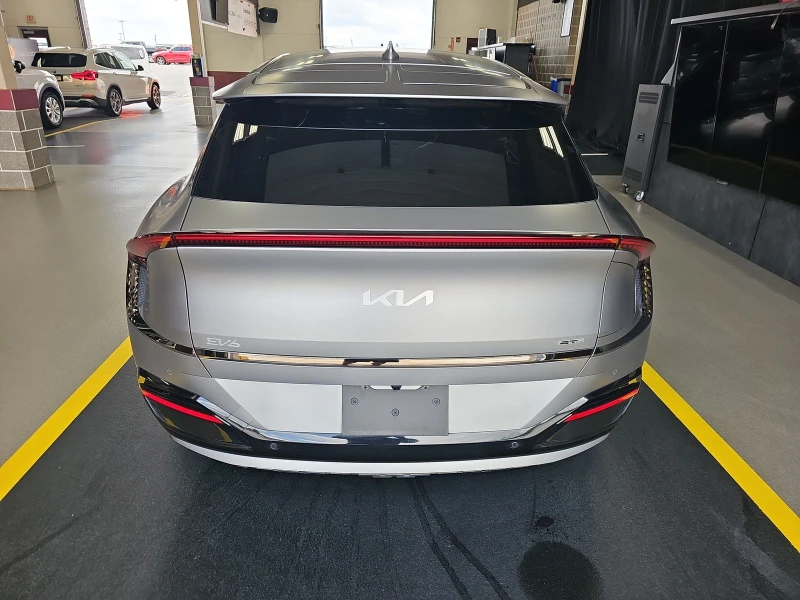 Kia EV6 DISTRONIK* HEADUP* ОБДУХ* 360* LANE ASSIST* KEYLES, снимка 4 - Автомобили и джипове - 51929227