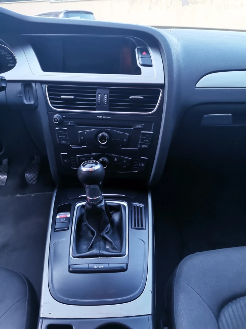 Audi A4, снимка 7 - Автомобили и джипове - 52136563