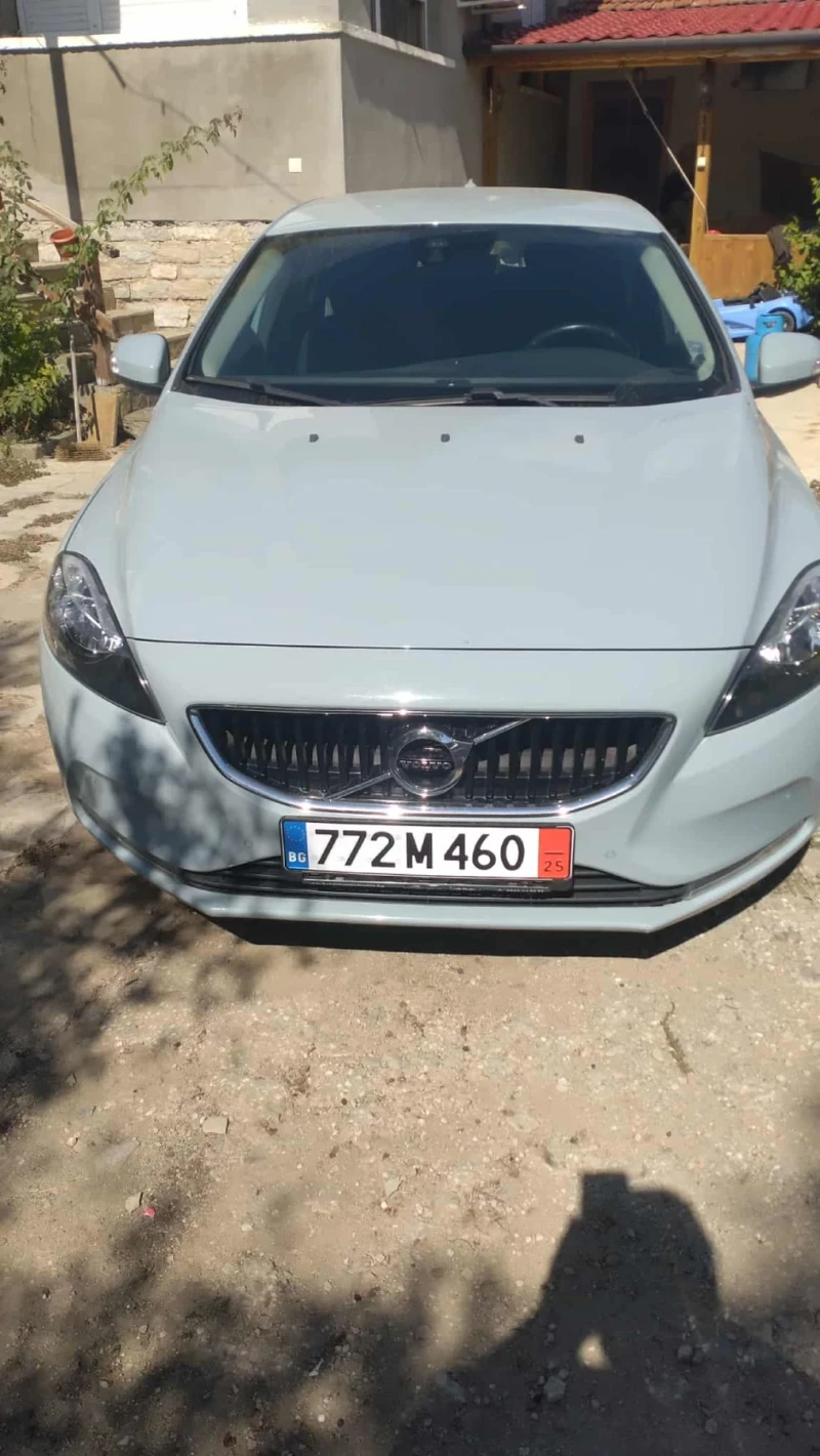 Volvo V40 D2 2.0 , снимка 13 - Автомобили и джипове - 52460522