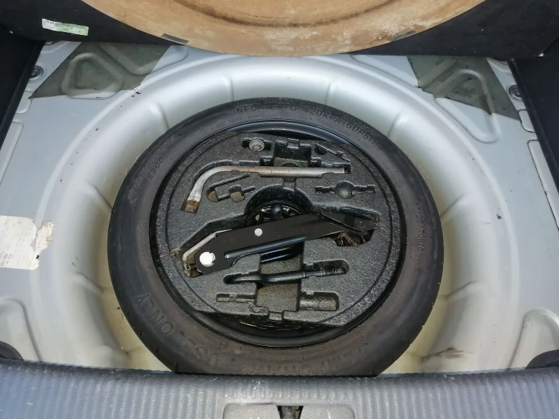 VW Golf Plus FACELIGT 6+ 1.6TDI, снимка 17 - Автомобили и джипове - 52679463