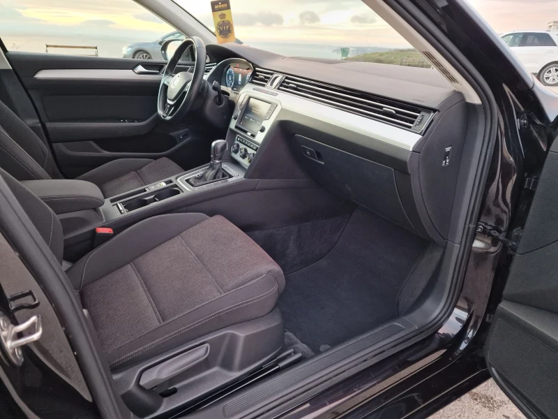 VW Passat B8 2.0TDI 150hp DIGITAL, снимка 10 - Автомобили и джипове - 52907311