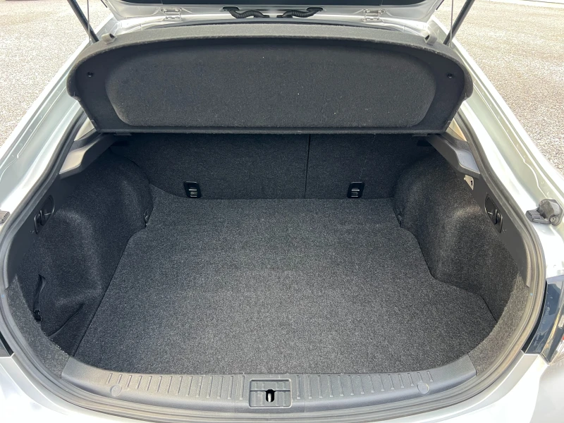 Mazda 6 2.0i Фейслифт/ЕВРО 5/RVM/PDC/Сервизна история/, снимка 9 - Автомобили и джипове - 53045359