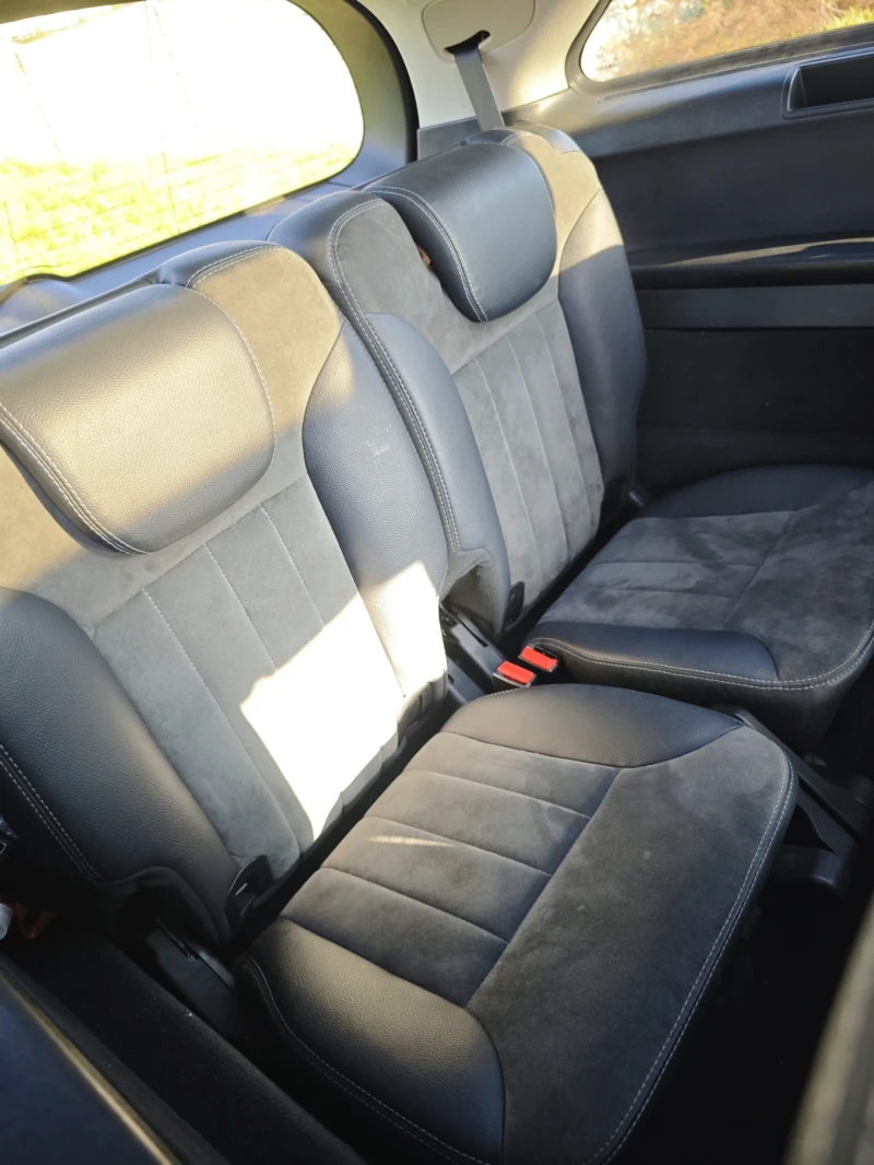 Mercedes-Benz R 320, снимка 12 - Автомобили и джипове - 53488564