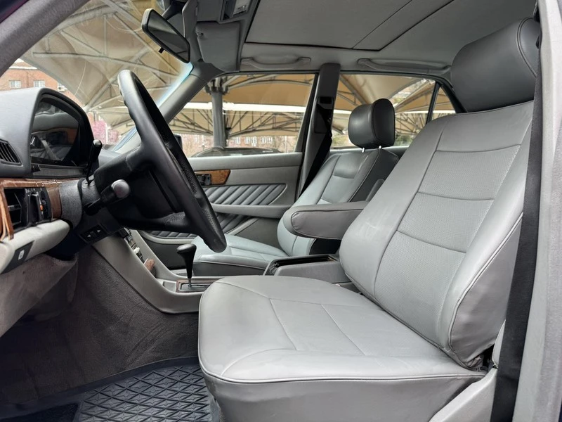 Mercedes-Benz S 560 SE, снимка 10 - Автомобили и джипове - 54089030