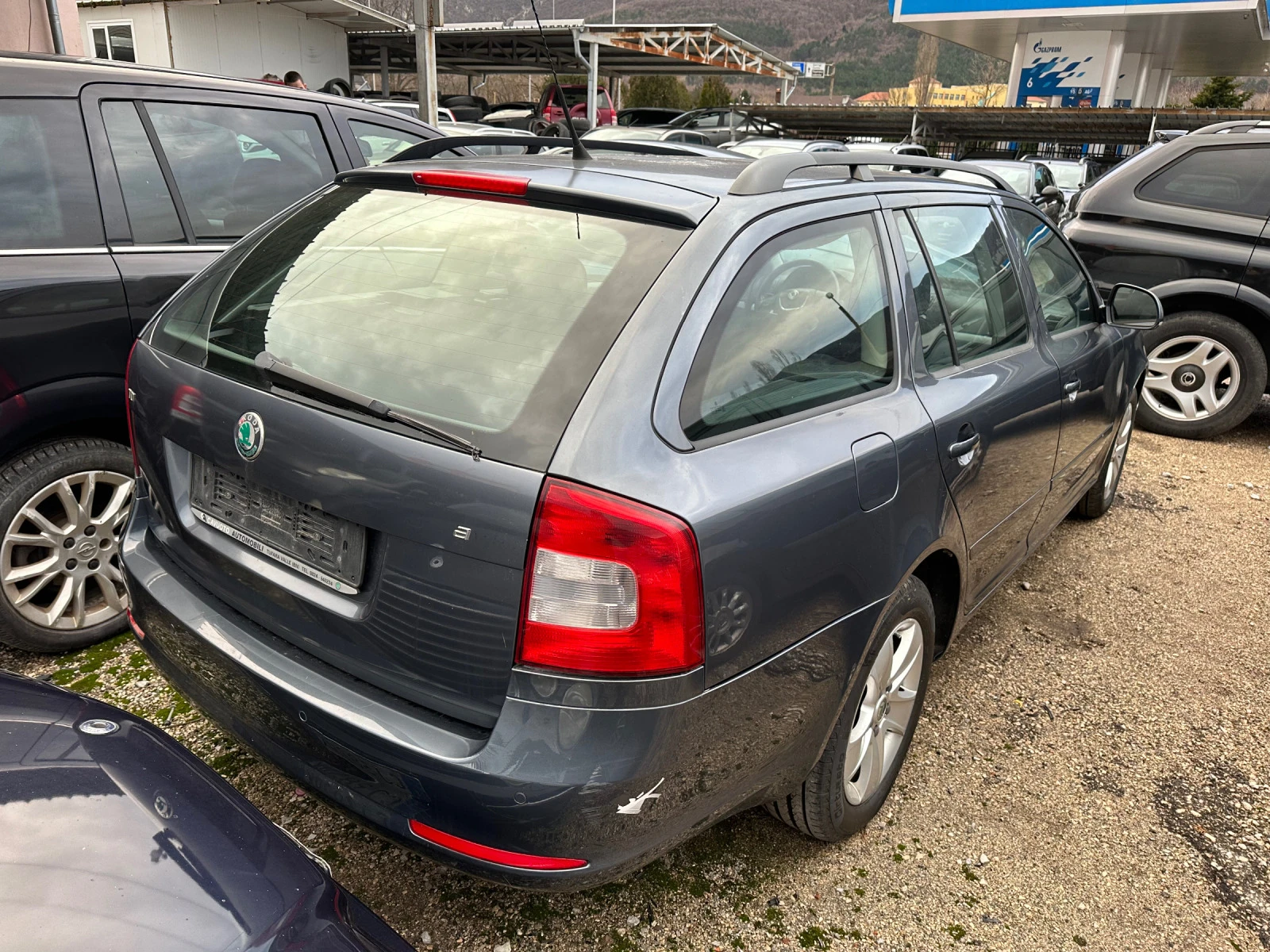 Skoda Octavia 2.0TDI - КЛИМАТРОНИК - изображение 4